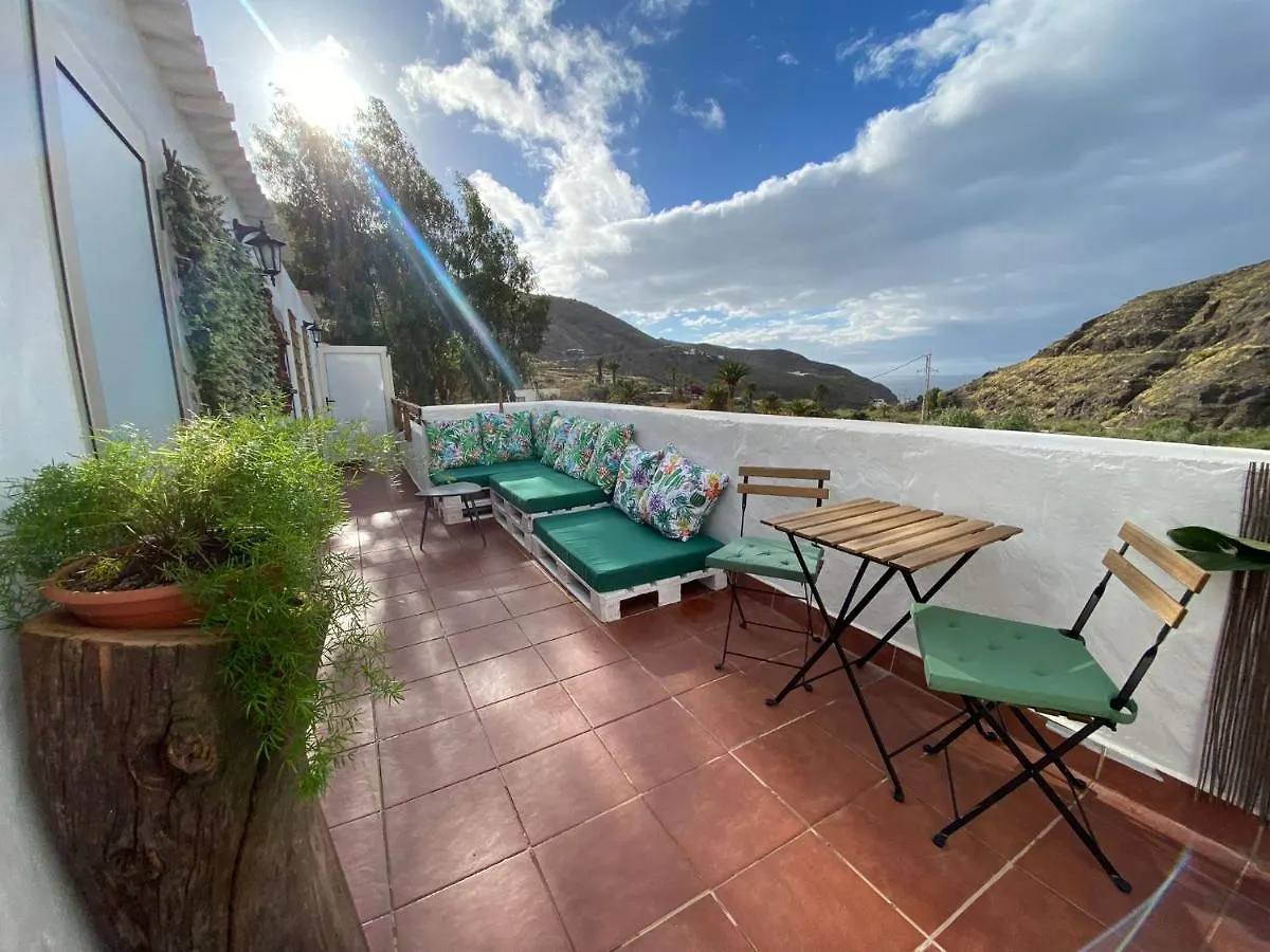 B&B And Apartments El Charco Azul El Risco
