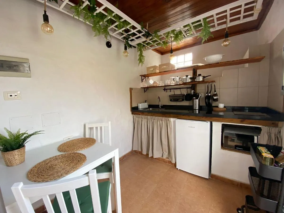 Bed & Breakfast B&B And Apartments El Charco Azul El Risco Spanje