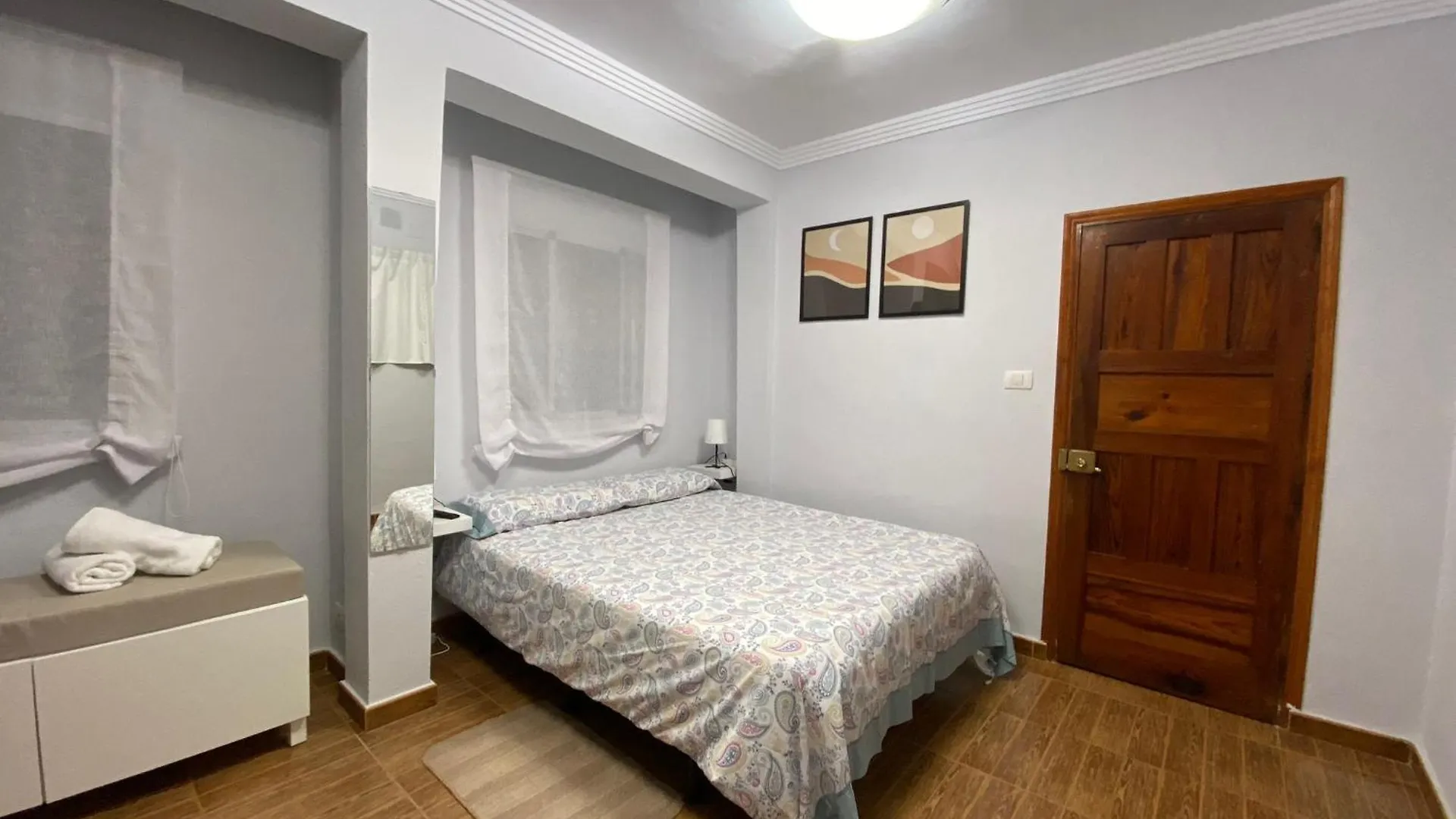 B&B And Apartments El Charco Azul El Risco Bed & Breakfast