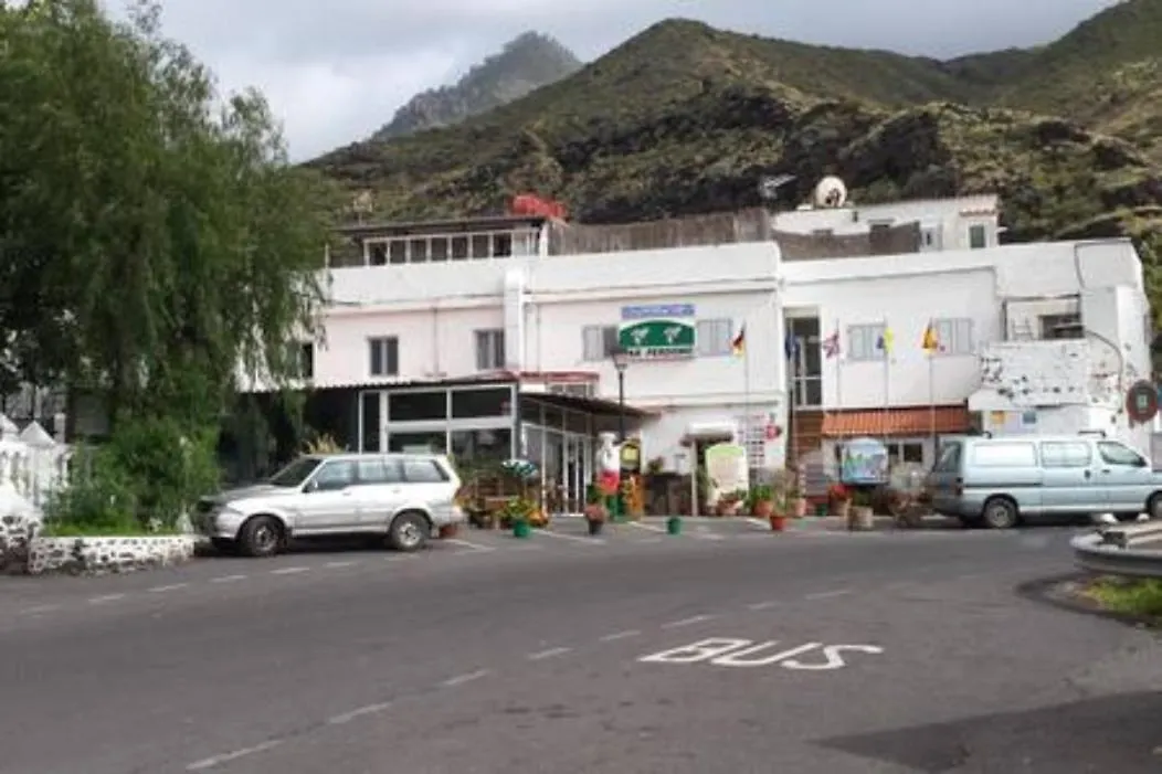 B&B And Apartments El Charco Azul El Risco 0*,