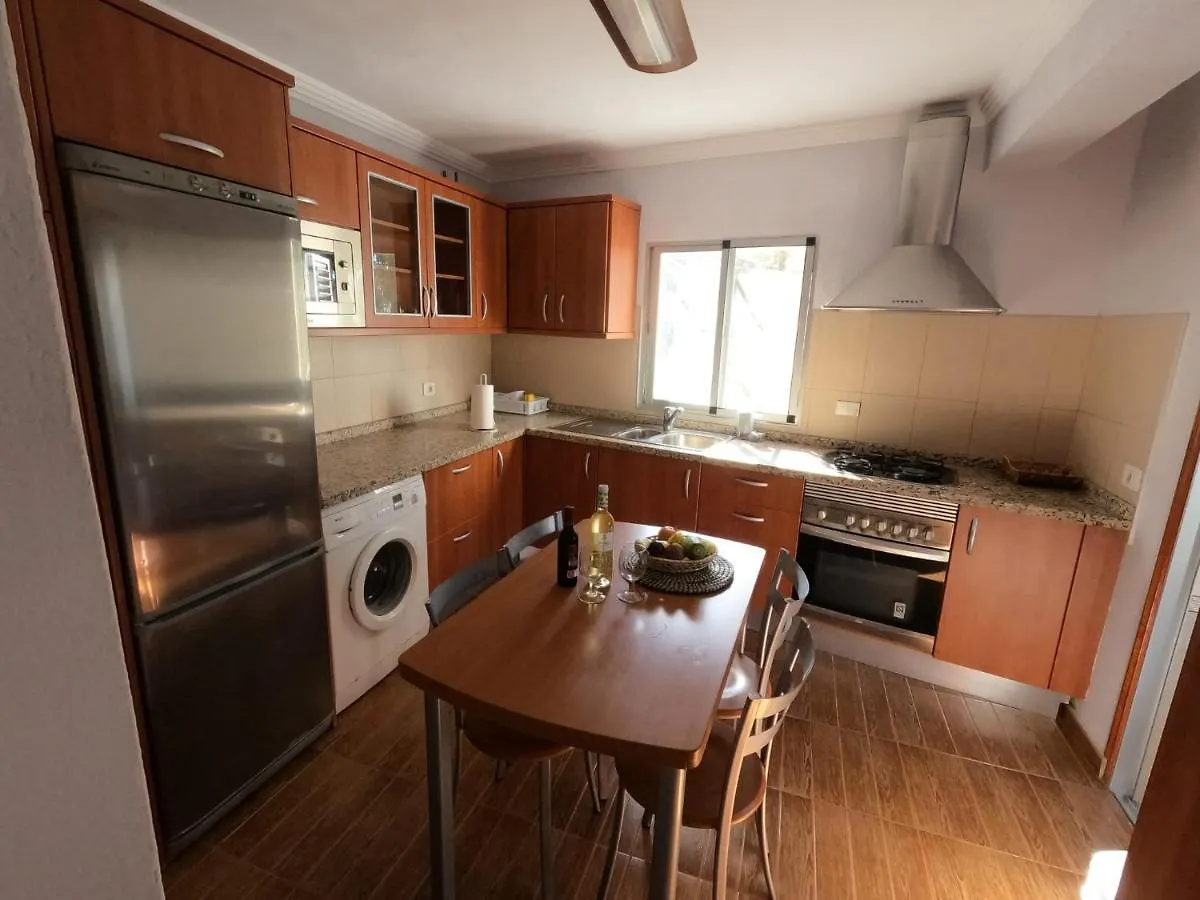 B&B And Apartments El Charco Azul El Risco 0*,  Ισπανία
