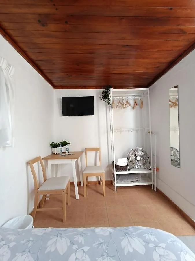B&B And Apartments El Charco Azul El Risco Ισπανία